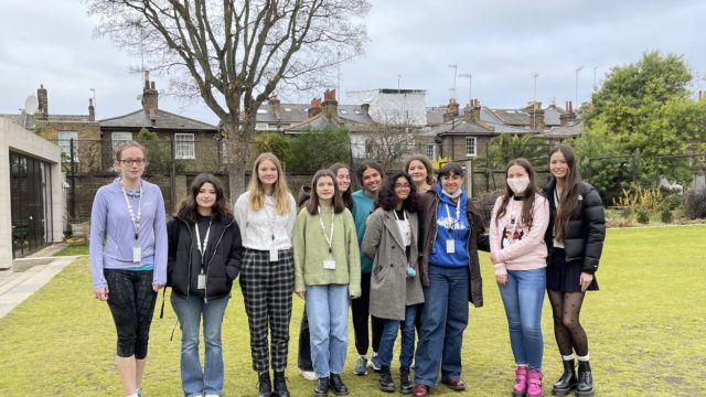 Students on the green who attended the chemistry trip